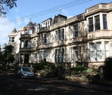 Studio Flat, Kelvin Drive, G20 - Photo 2