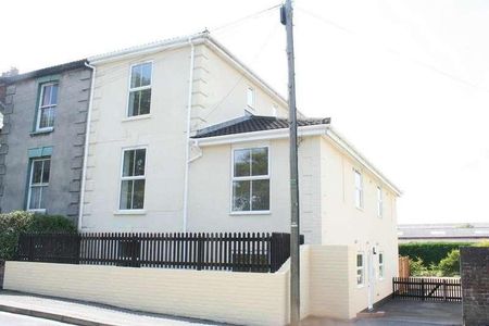 Churchfields Road, Salisbury, SP2 - Photo 5