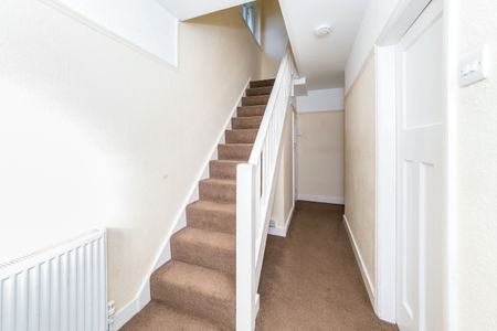 3 bedroom semi-detached to rent Knole Grove - Photo 4