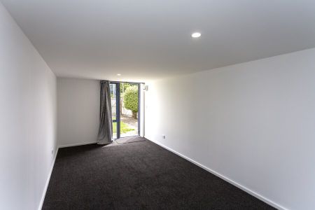 Student Property Upper Riccarton 6 Bedrooms 2 Bathrooms - Photo 5