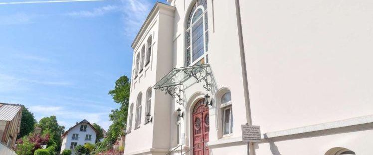 2-Zi.-Whg. im EG mit Einbauküche in einer herrschaftlichen Villa! - Foto 1