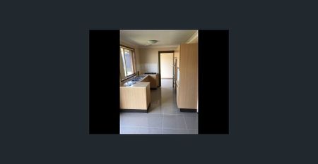 Comfortable Family Home in a Convenient Location - Photo 5