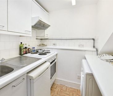 Studio to rent - Photo 3