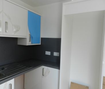 2 Bed Flat, Craven Street, CV5 - Photo 5