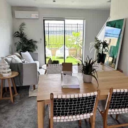 ONE WEEK RENT FREE! - Photo 1