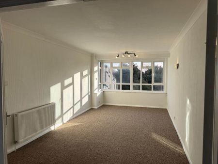 Turrett House, Felpham - Photo 2