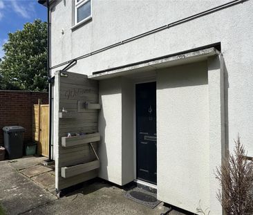 2 bedroom maisonette to rent - Photo 4