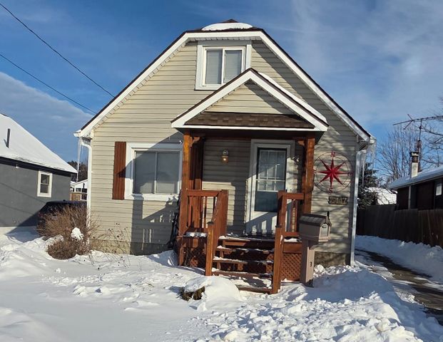 For Lease - 6447 Ash Street, Niagara Falls, Ontario - Photo 1