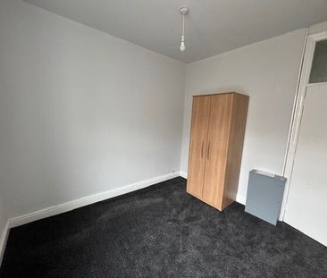 Sandridge Flats, Blackpool, FY1 - Photo 1
