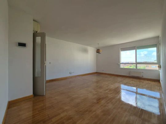 Piso de alquiler en Calle de Gloria Fuertes, 2, Norte - Photo 1