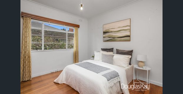 Weatherboard Charmer - Photo 1