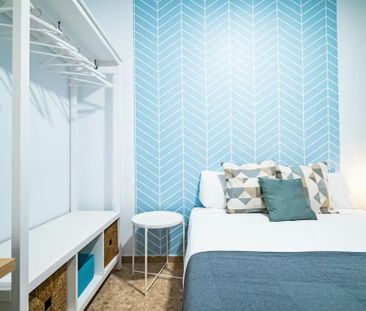 Carrer d'Occident, L'Hospitalet de Llobregat, Catalonia 08903 - Photo 4