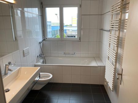 5.5-Zimmerwohnung, grosszügiges Zuhause für mehr Platz - Photo 4