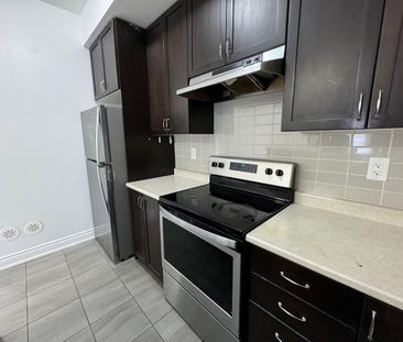 For Lease - 250 Sunny Meadow Boulevard Unit# 294, Brampton, Ontario - Photo 2