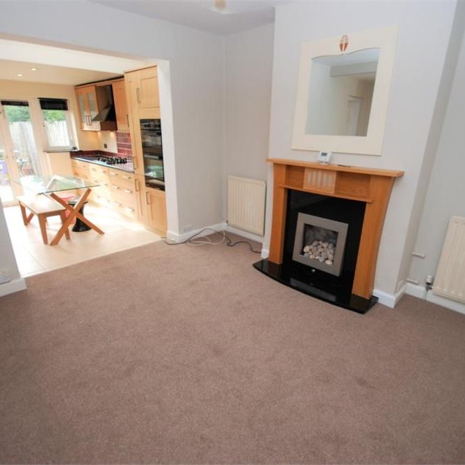 3 bedroom semi-detached house to rent - Photo 1