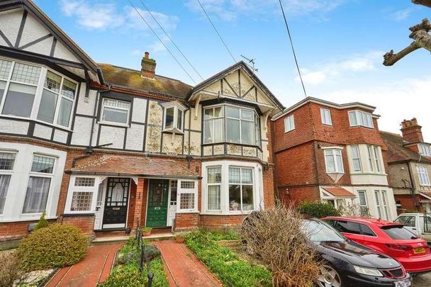 Flat C, Victoria Road, Sandown, PO36 - Photo 1