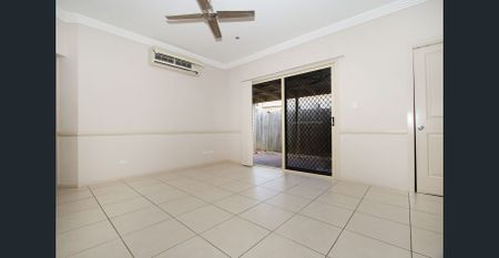 Your Dream Home Awaits: 3-Bed Rental with Open Living & Patio! - Photo 2