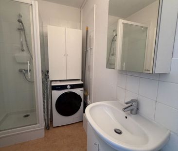 Location Appartement 3 pièces 56m² - Photo 6