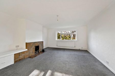 2 bedroom maisonette to rent - Photo 2