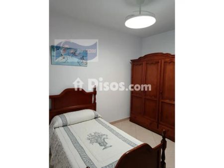 Casa adosada en alquiler en Lepe - Photo 3