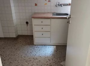 Διαμέρισμα για ενοικίαση - Παγκράτι, - Φωτογραφία 2