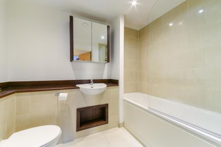 3 bedroom apartment to rent - Photo 5