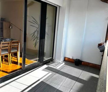 Vevey - Av. Paul-Cérésole 12 - appartement de 2.5 pièces au 6ème étage - Photo 4