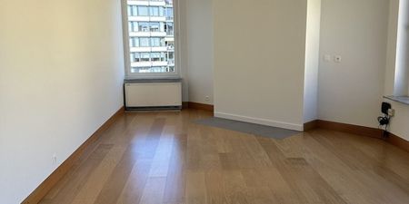 Appartement te huur in Genk voor € 910 met 2 slaapkamers - Photo 3