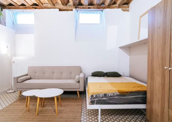 Calle de Ponce de León, Madrid, Community of Madrid 28010