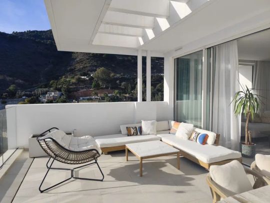 Alquiler de piso en Calle Londres - Photo 1