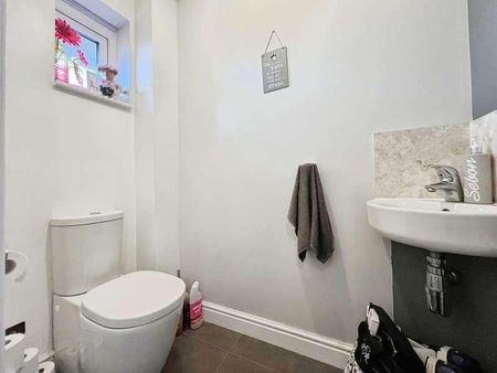 Ffordd Dol Y Coed, Llanharan, Pontyclun, CF72 - Photo 2