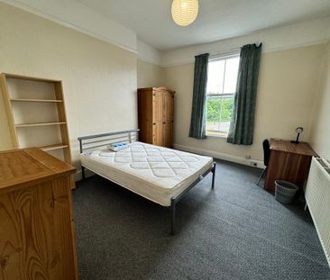 Monkgate, The Groves - P10980 - Photo 4