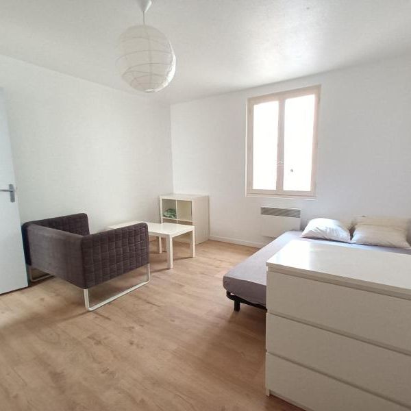 Location Appartement 2 pièces 36m² BORDEAUX 33000 - Photo 1