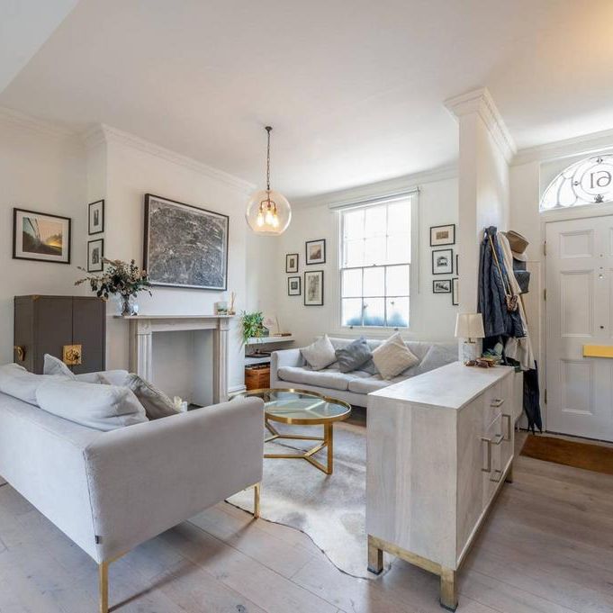 4 bedroom terraced house to rent - Photo 1