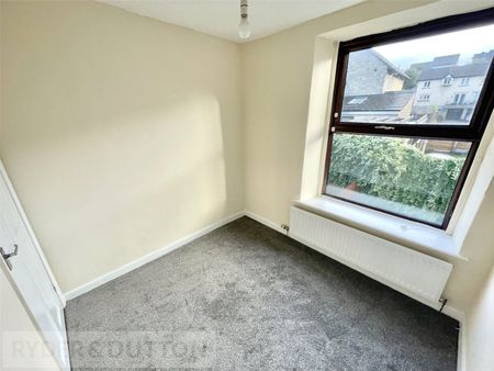 Cheshire Street, Mossley, Ashton-under-Lyne, Greater Manchester, OL5 - Photo 5