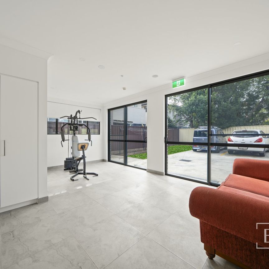 13 Orth Street, Kingswood NSW 2747 - Studio For Rent | Domain - Photo 1