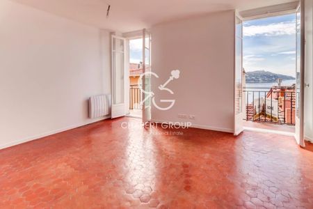 VILLEFRANCHE-SUR-MER - VIEILLE-VILLE - APPARTEMENT 3 PIÈCES - 53M2 - RÉNOVÉ - NON-MEUBLÉ - BALCON - VUE MER - Photo 4