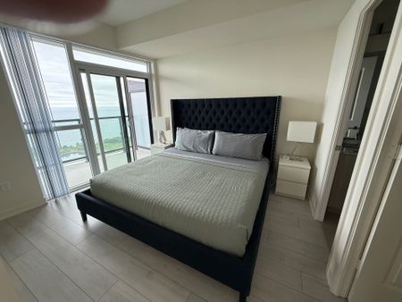 For Lease - 38 Annie Craig Drive Unit# 3802, Toronto, Ontario - Photo 5