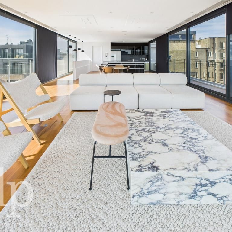 2 bedroom penthouse to rent - Photo 1