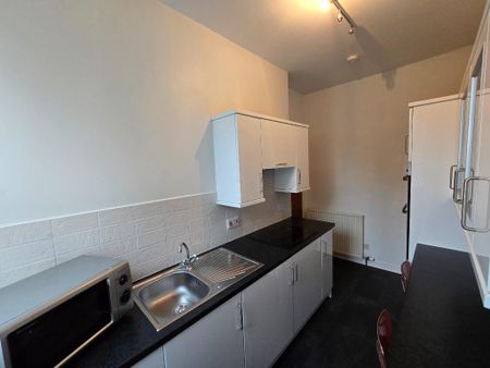 1 bedroom flat to rent - Photo 5