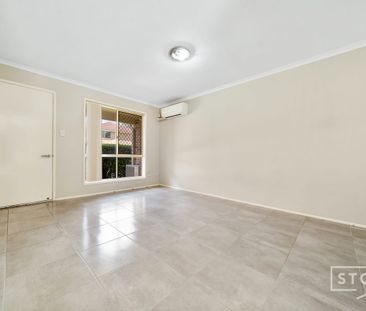 Rare Opportunity - 3 Bedroom Townhouse AVAILABLE NOW - Photo 4