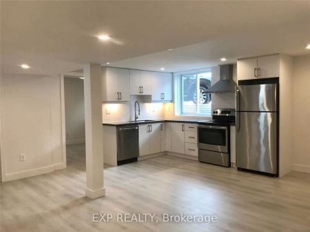 421 Woodcrest Avenue #Lower - Photo 4