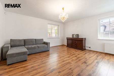 Pronájem domu 280 m² s pozemkem 764 m² - Fotografie 4