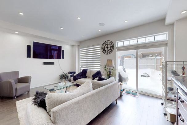 For Lease - 363 Raymond Road, Hamilton, Ontario - Photo 1