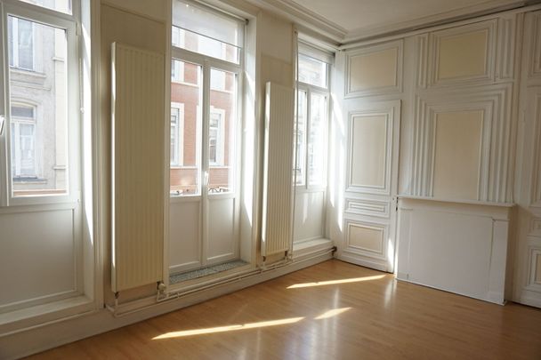 Location Appartement 2 pièces 38m² LILLE 59000 - Photo 1
