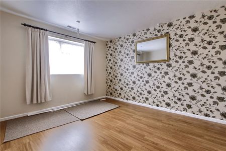 2 bed apartment to rent in Woodcock Close, Middlesbrough, TS6 - Photo 3