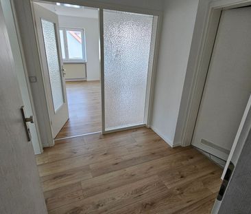 - 1 - Raum-Wohnung mit Balkon und TG - Stellplatz Alles Neu - Photo 5