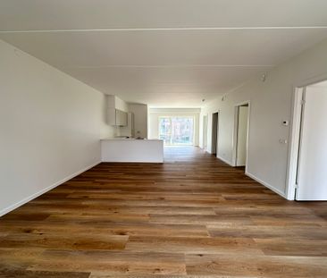 Moderne 4-værelses lejlighed med altan og udsigt - Foto 1