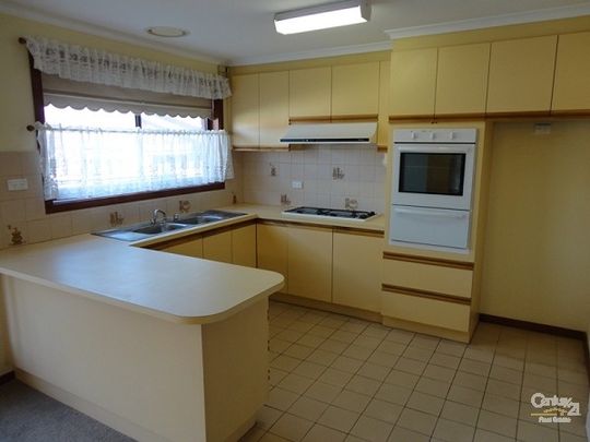 Quiet Location, All the Amenities! - Photo 1