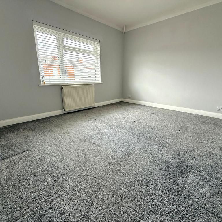 2 bedroom semi-detached house to rent - Photo 1